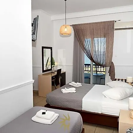 Galini Otel Pefki (Evia)