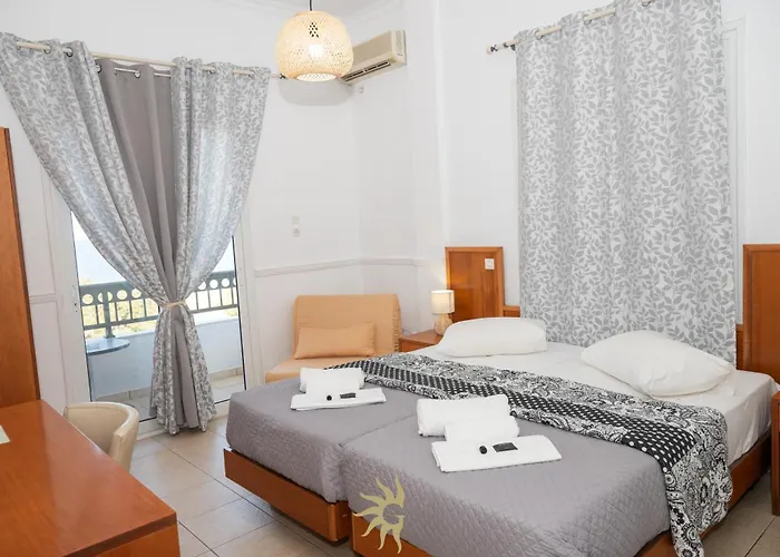 Hotell Galini Pefki (Evia)